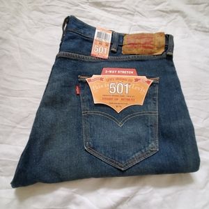 Levi's 501 Mens Blue Jean's Size 40X30 Button-Fly